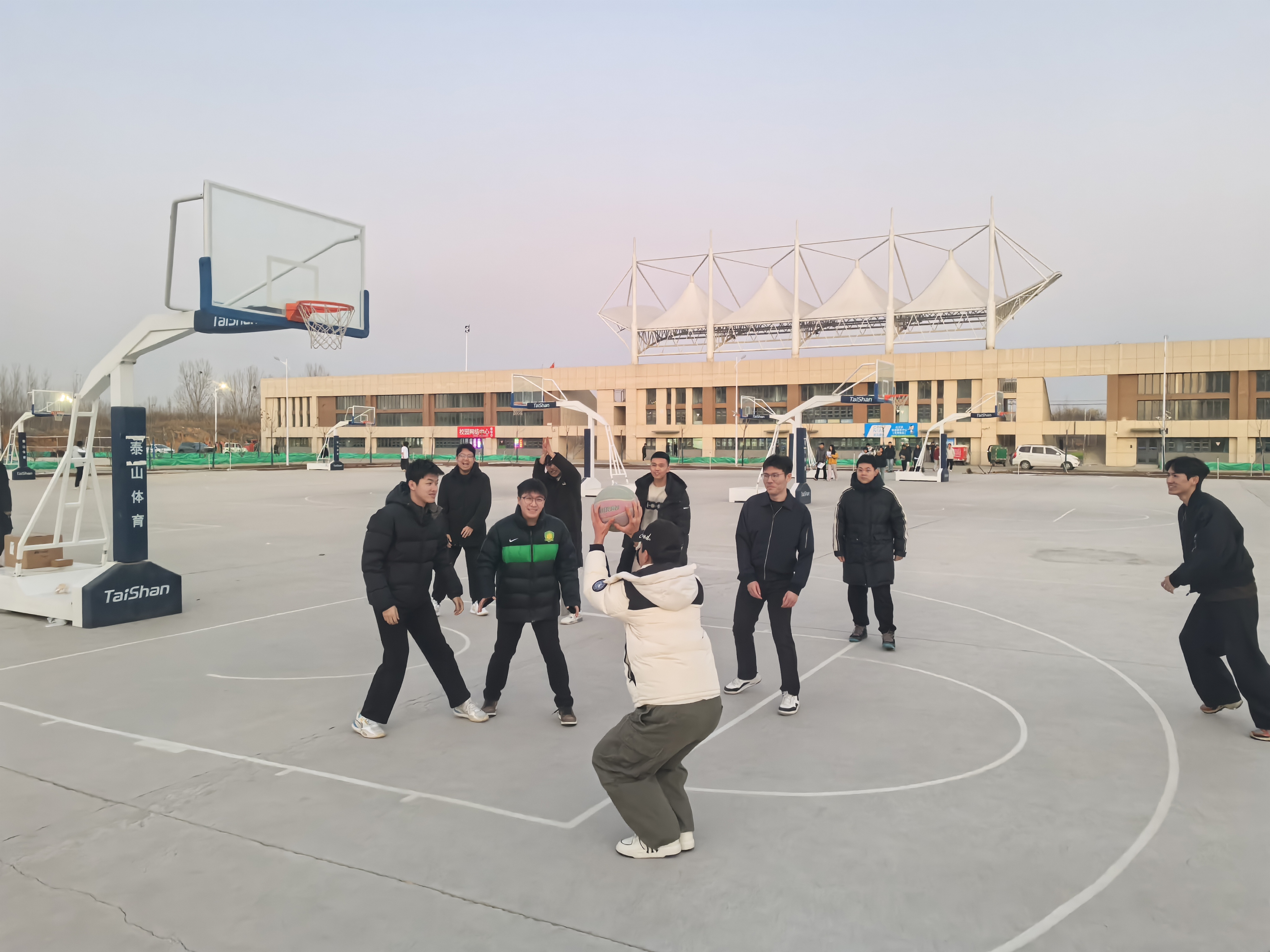 1765203186060045854.jpg 1765203186060045854.jpg